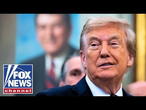 President Donald Trump makes an announcement from the Oval Office 1 President Donald Trump makes an announcement from the Oval Office