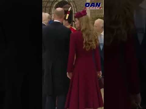President Trump and First Lady are greeted at Victoria House by, The King and the Queen