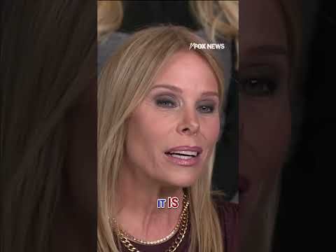 Melania Trump 'SETS THE BAR' for fashion at the White House #foxnews #news #us #fox 1 Melania Trump 'SETS THE BAR' for fashion at the White House #foxnews #news #us #fox