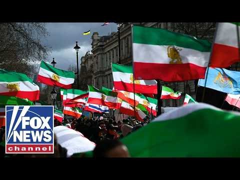 JUST IN: 1 killed as hundreds storm US Consulate in Karachi, report says 1 JUST IN: 1 killed as hundreds storm US Consulate in Karachi, report says