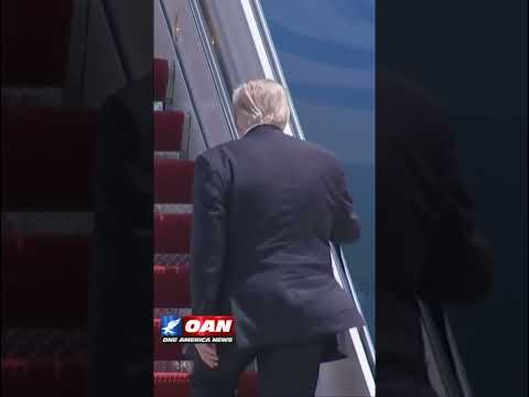 Trump boards Air Force One en route to The Villages, Florida 1 Trump boards Air Force One en route to The Villages, Florida