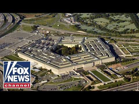 NEW DETAILS: Pentagon reconsidering nuclear arms strategy 1 NEW DETAILS: Pentagon reconsidering nuclear arms strategy